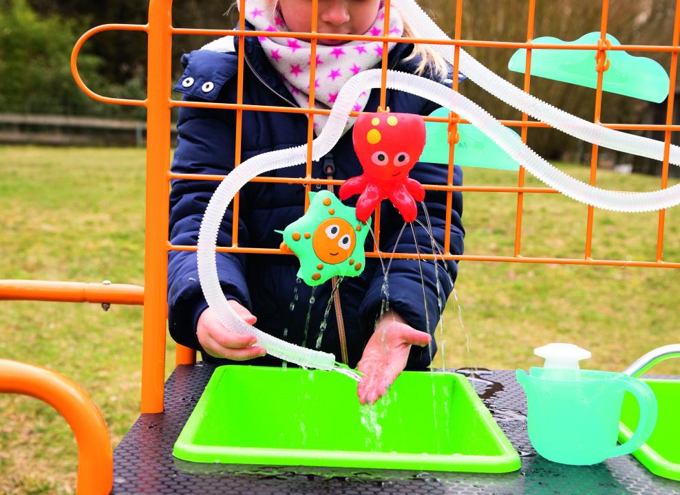 wa6SIhmmxKdft0Ho Mobiler Sand- und Wassertisch - attraktiver Spieltisch für Spielplatz und Garten - KiTa-Spielewelt