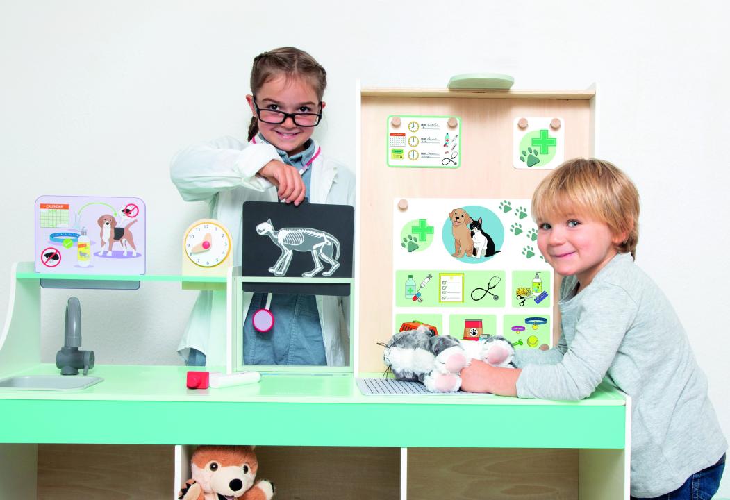 Doctor-Station-3-in-1-5 Doctor Station 3 in 1 - beidseitig bespielbares Kindermöbel Arztpraxis oder Tierarztpraxis. KiTa-Spielewelt