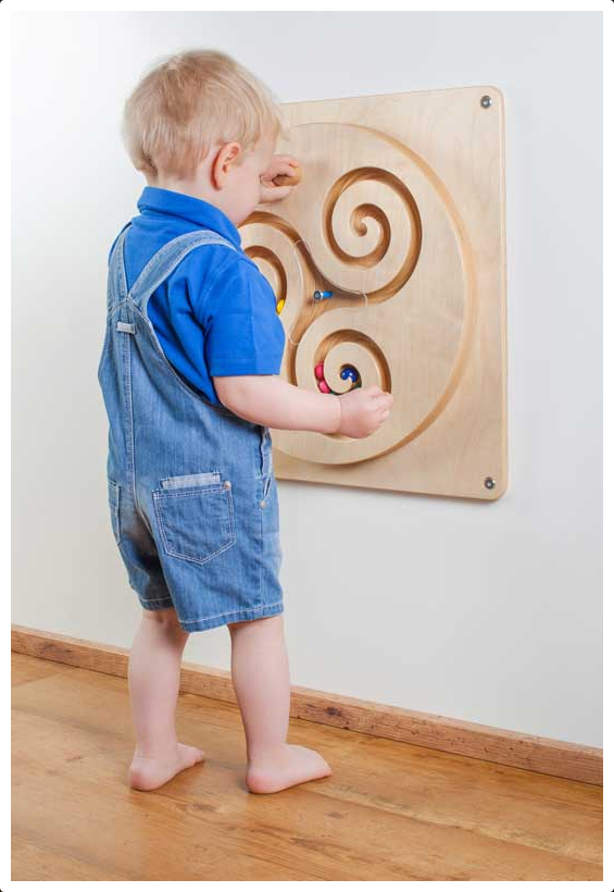 Wandspiel Kugelwirbel