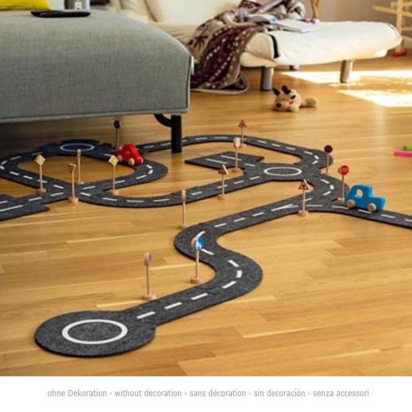 Goki Spielstraße aus Filz inkl. 2 Autos - KiTa-Spielewelt